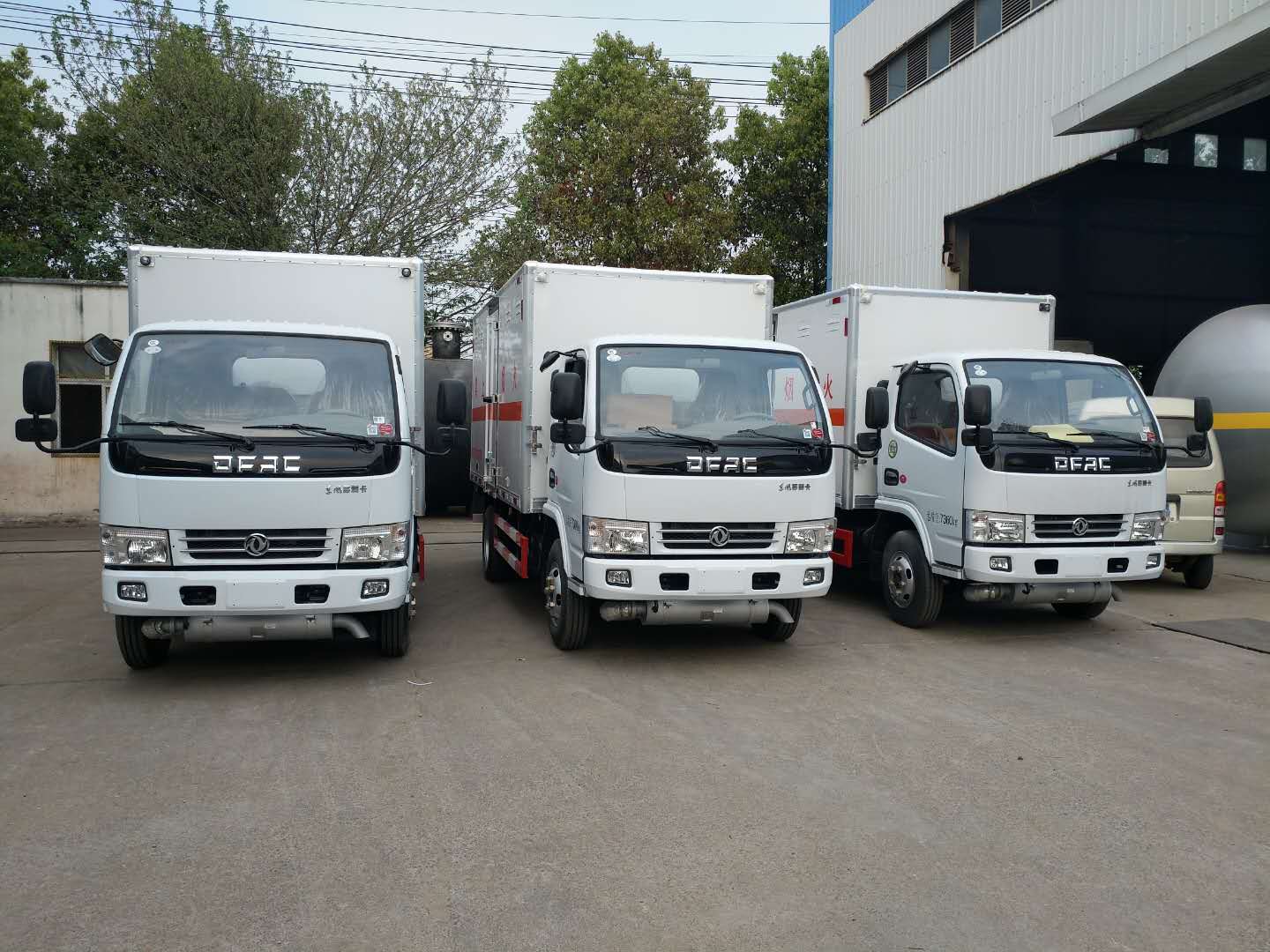 ����������������䳵 (4).jpg